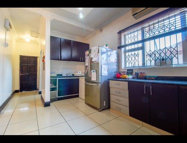 4 BEDROOM HOUSE FOR SALE IN BLUFF